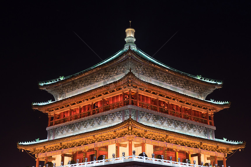 西安钟楼建筑夜景图片