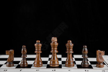 国际象棋对弈背景图片