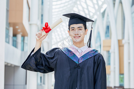 男大学毕业生高清图片