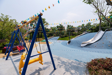 小区儿童游乐场游乐设施高清图片素材