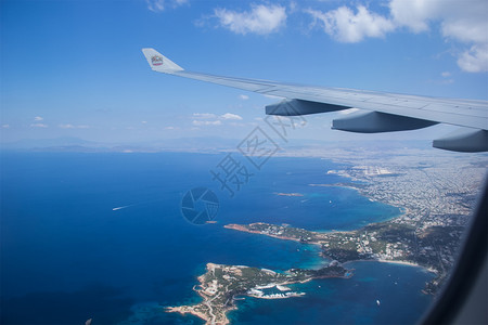 航空公司蓝色阿联酋航空空中鸟瞰爱情海雅典背景