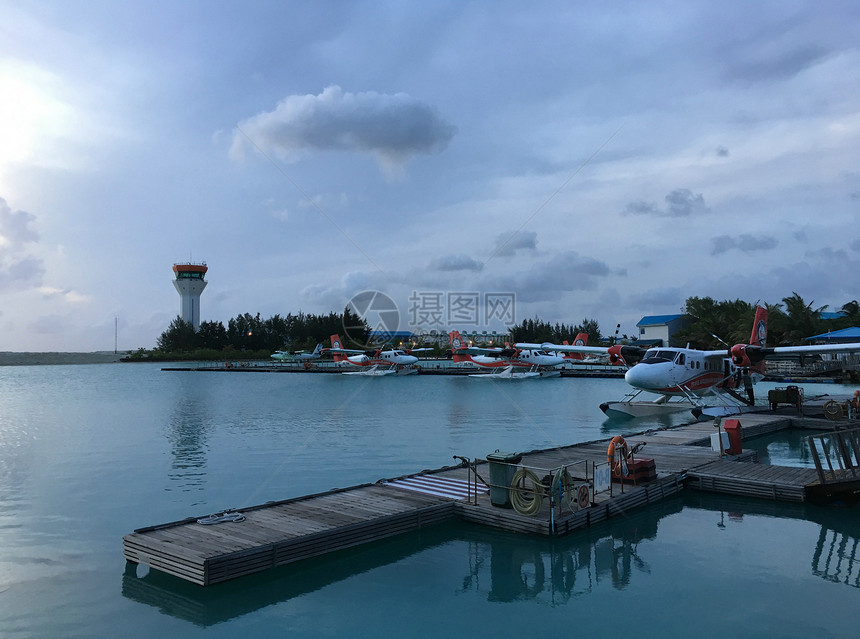 马尔代夫水飞机场图片