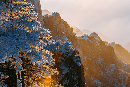 雪后黄山背景图片