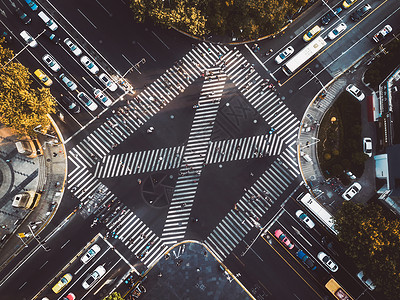 街头十字路口夜景高清图片素材