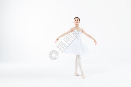 小女孩跳芭蕾舞背景图片