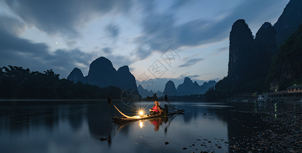 阳朔酒吧漓江渔火背景