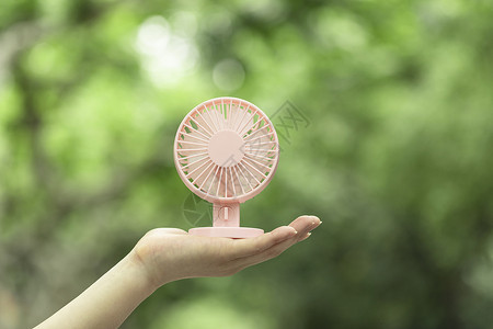 粉色小风扇夏季风扇背景