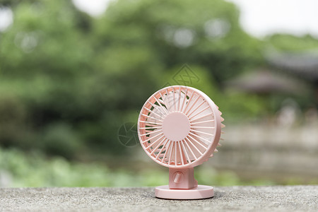 粉色小风扇夏季风扇背景