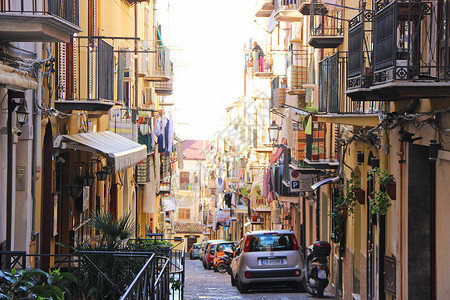 意大利西西里岛切法卢小镇图片