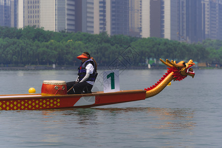 一条龙龙舟及比赛背景