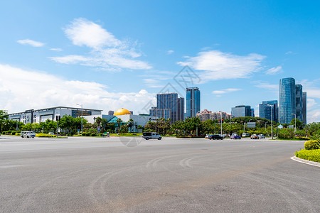 地面互动蓝天白云下的建筑背景