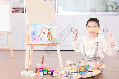 儿童在教室绘画背景图片