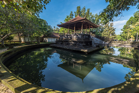 印尼巴厘岛圣泉寺背景