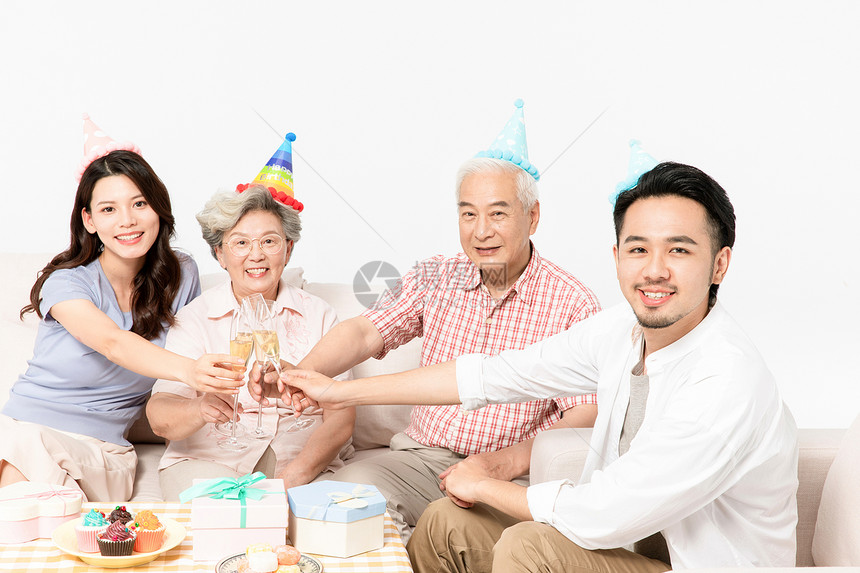 老年人生日聚餐图片