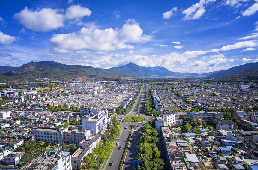 大气丽江雪山城市田野航拍图片