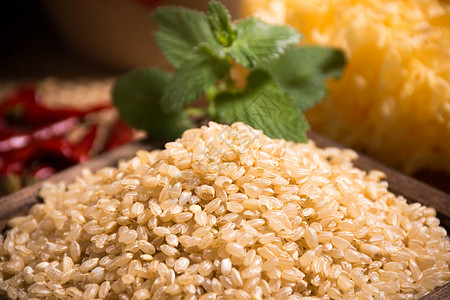 糙米食物黑糙米高清图片