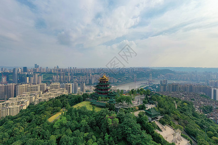 山城重庆鸿恩寺山顶俯瞰城市背景