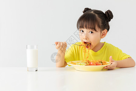 营养不均衡小女孩吃早餐背景