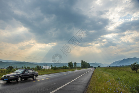 汽车震撼登场航拍天气素材云彩雷雨背景