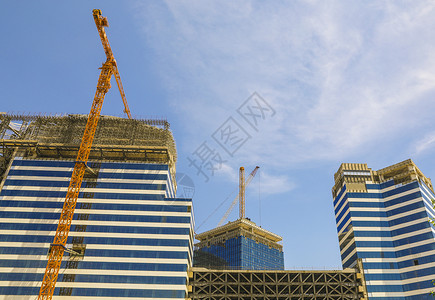 房地产施工建设工地和塔吊背景