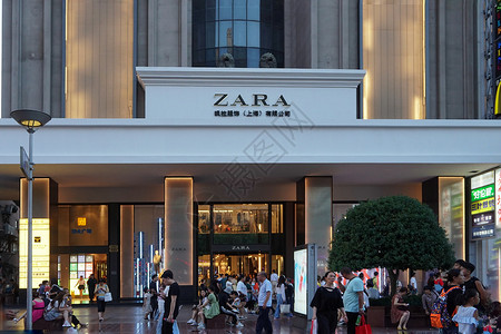 上海zara服装品牌消费店【媒体用图】（仅限媒体用图，不可用于商业用途）背景图片