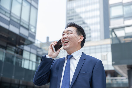 商务男性打电话高清图片