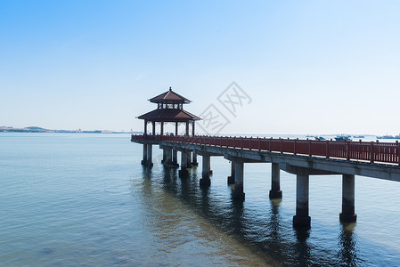 威海石岛渔港栈桥古式建筑高清图片素材