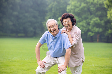 老年夫妇形象退休高清图片素材