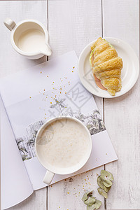 早餐面包燕麦粥图片