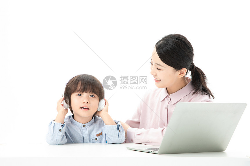 儿童幼教笔记本电脑在线学习图片