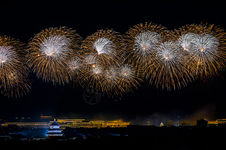 水、花、寒露、登高、重阳节北京天坛的银色烟花背景