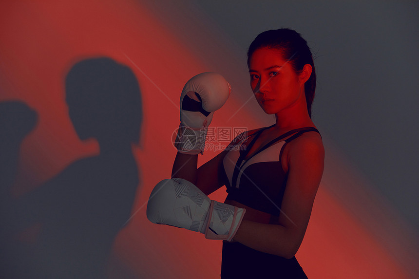 拳击女性图片