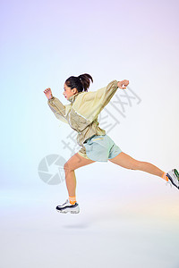 活力运动女生奔跑图片