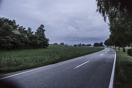 空旷乡村道路景观图片