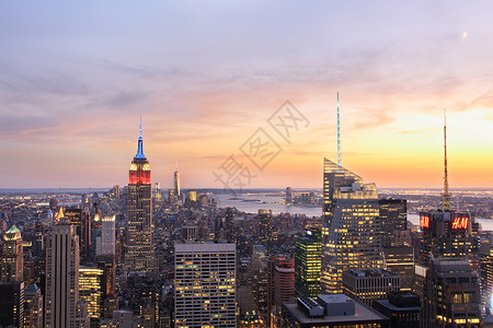 曼哈顿街景美国纽约曼哈顿天际线日落夜景背景