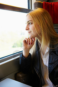 火车上的女人白种人高清图片素材