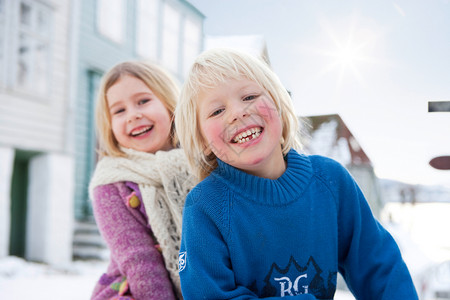 斯堪的纳维亚儿童微笑可爱的高清图片素材