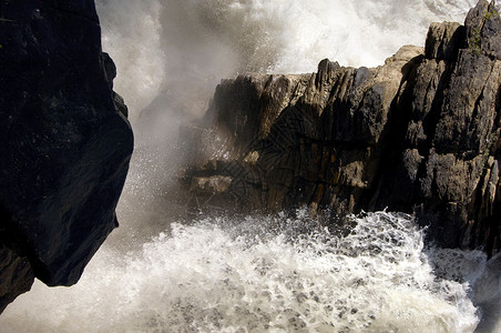 班夫国家公园瀑布激流景观图片