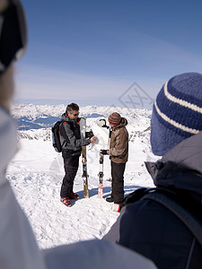 滑雪教练教学课高清图片