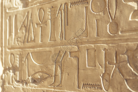 埃及卢克索石刻象形文字高清图片