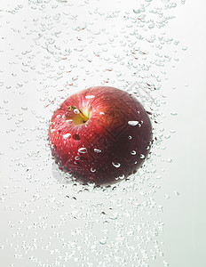 水泡苹果图片