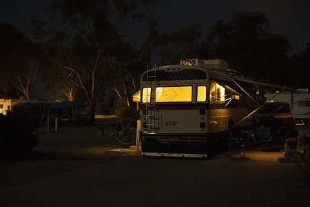 露营的房车圣克莱门特高清图片