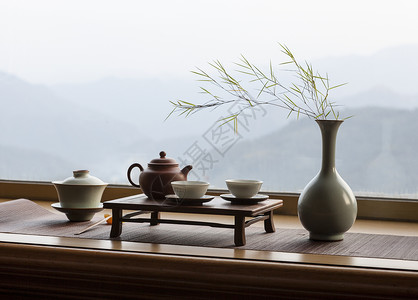 飞溅在茶杯中国传统茶道背景