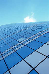 玻璃摩天大楼的透明表面图片