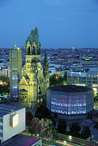 德国柏林纪念教堂和欧洲中心图片