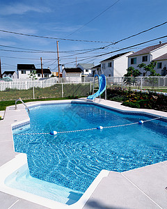 花园游泳池图片