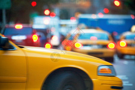 无人驾驶出租车纽约黄色出租车背景