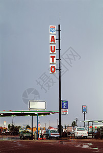 美国加油站美国路边的加油站背景