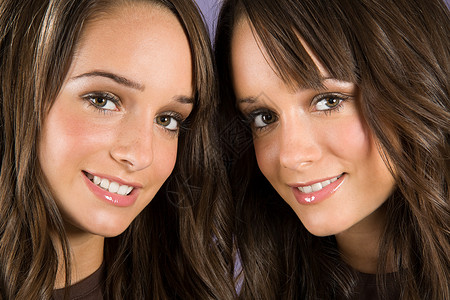 双胞胎姐妹图片