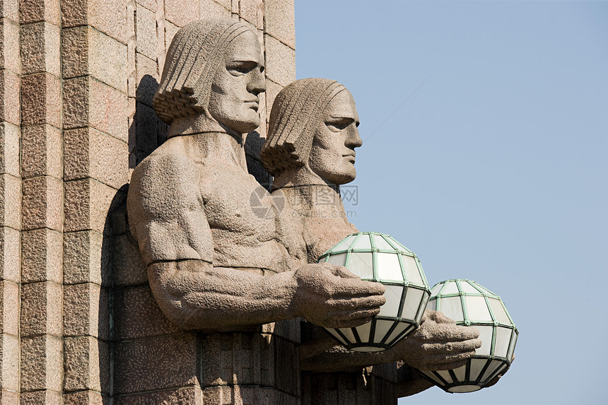 赫尔辛基中央火车站雕像图片